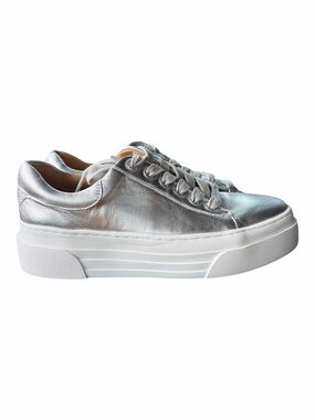 J/Slides Women’s Size 8 Amanda Silver Metallic Leather Platform Sneakers